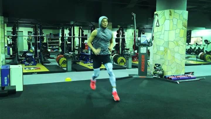 落合知也のインスタグラム：「森永トレーニングラボにてフットワークトレーニング💨」