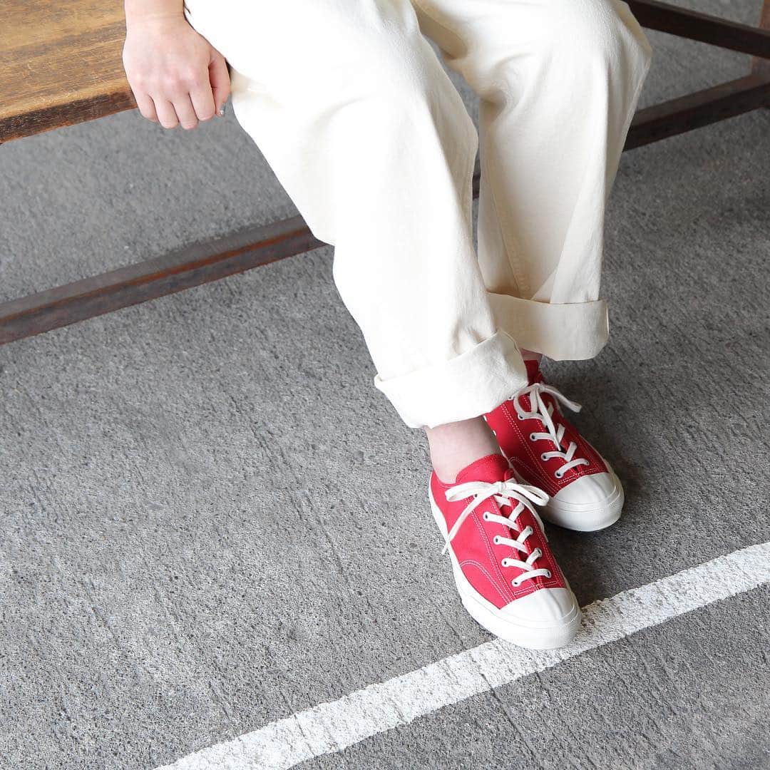 MOONSTARのインスタグラム：「GYM CLASSIC / RED #moonstar #finevulcanized #gymclassic #madeinkurume」