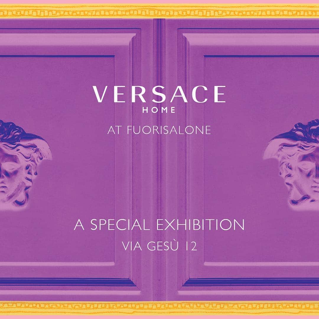 ジャンニヴェルサーチさんのインスタグラム写真 - (ジャンニヴェルサーチInstagram)「Versace at Fuorisalone 2019: a special exhibition will be shown at Versace's Milanese villa in Via Gesù 12. More information on how sign up to attend at the link in bio. #VersaceHome」3月21日 20時37分 - versace