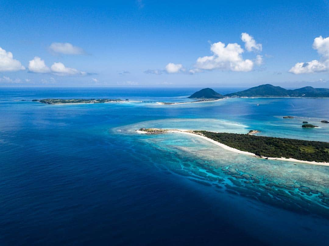 Syuuichi Yamadaさんのインスタグラム写真 - (Syuuichi YamadaInstagram)「伊平屋島と伊是名島の 間にある無人島🏝 昔は人が住んでたらしい 今年はここに上陸してビーチで 写真撮ってシュノーケルも してみたいな🐠✨」3月21日 20時38分 - yama_ok5