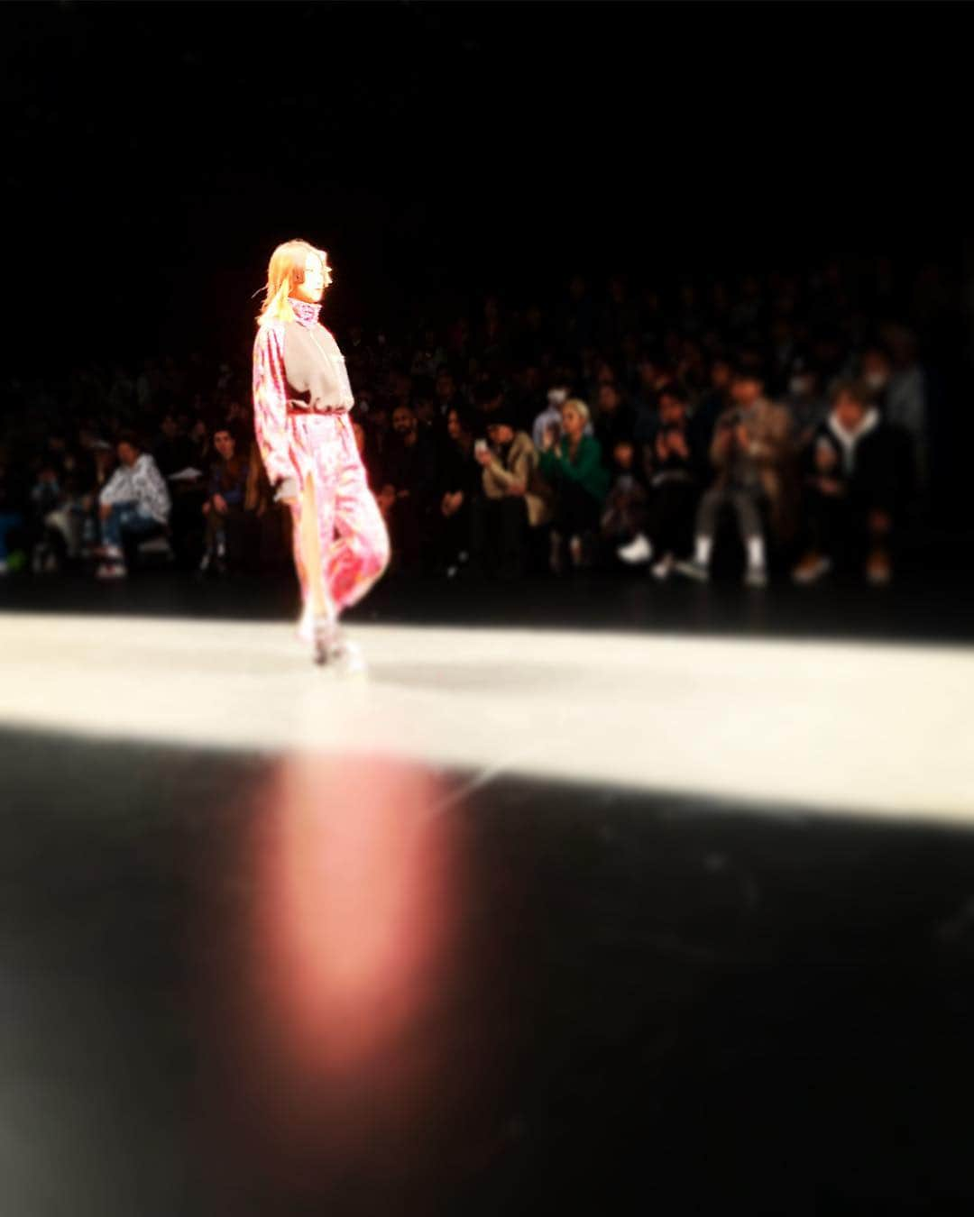 平野綾さんのインスタグラム写真 - (平野綾Instagram)「KNOCK OUT YOUR FAKES ACUOD by CHANU 2019 A／W COLLECTION @ SHIBUYA HIKARIE HALL A ✴︎ ✴︎ ✴︎ #knockoutyourfakes  #acuodbychanu  #shibuyahikarie」3月21日 20時39分 - a_ya.hirano