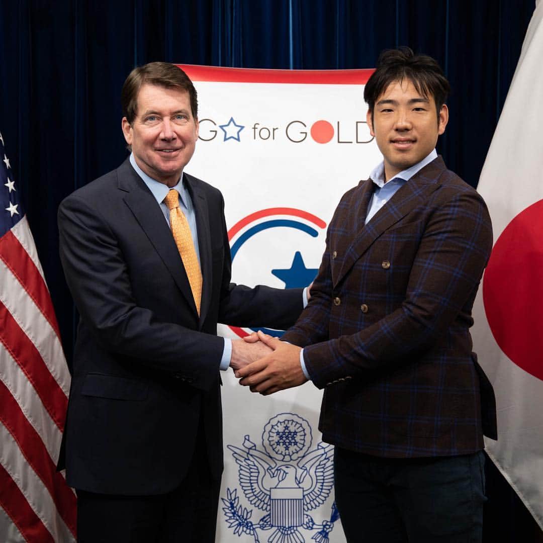 のインスタグラム：「#イチロー 選手 #菊池雄星 選手おかえりなさい！ 🇺🇸🇯🇵野球ファンと共に応援しています📣 . #us #usa #america #mlb #baseball #go4gold #seibulions #livinginamerica #アメリカ生活 #seattle #westcoast #西海岸 #シアトル #野球 #スポーツ #プロ野球 #overseas #instasports #photooftheday #seattlemariners #tokyodome #東京ドーム #tb #凱旋 #開幕」