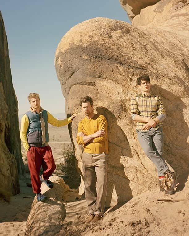 MR PORTERのインスタグラム：「In this week's #MRPORTER Journal things are on the up (quite literally). We caught up with three modern-day “dirtbags” to take on a rock face (all while wearing the season’s latest collections) 🧗🏼‍♂️⁣ -⁣ Head to the link in bio to read the full interview with Messrs @mcafeeme, @taylor_zann and Dave Clark #MRPORTER」