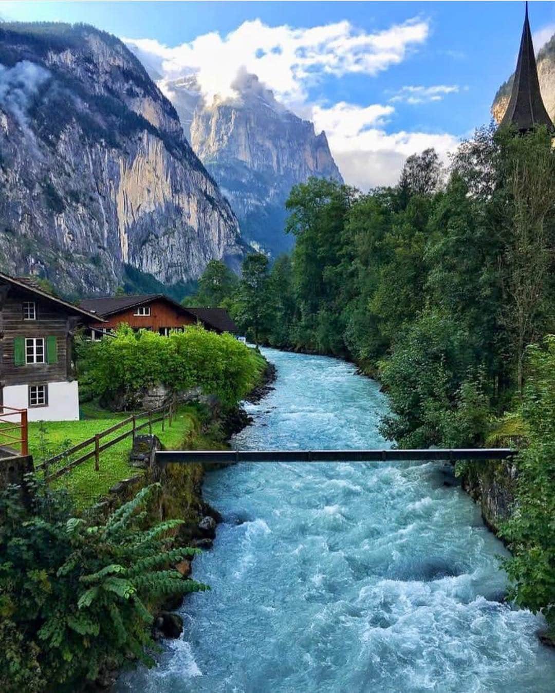 Wonderful Placesさんのインスタグラム写真 - (Wonderful PlacesInstagram)「Lauterbrunnen - Switzerland ✨💙💙💙✨ . Picture by ✨✨@birdies.travels✨✨ #wonderful_places for a feature 💙」3月21日 21時13分 - wonderful_places