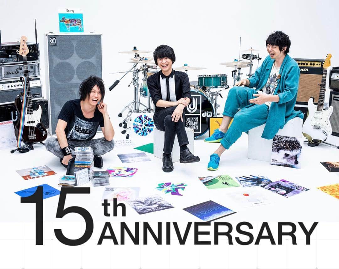 イズミカワソラのインスタグラム：「情報解禁になりました ! ・ UNISON SQUARE GARDEN バンド結成15周年記念トリビュートアルバム、V.A.「Thank you, ROCK BANDS! 〜UNISON SQUARE GARDEN 15th Anniversary Tribute Album〜」 に、そうそうたるみなさんの中にまみれて ! 参加が決まりました ! ・ ・ 「ガリレオのショーケース」に挑戦いたしますっ♪ ・ ・ ■参加アーティスト/タイトル（50音順） ・a flood of circle / フルカラープログラム ・イズミカワソラ / ガリレオのショーケース ・9mm Parabellum Bullet / 徹頭徹尾夜な夜なドライブ ・クリープハイプ / さよなら第九惑星 ・THE BACK HORN / シャンデリア・ワルツ ・the pillows / シューゲイザースピーカー ・SKY-HI / 蒙昧termination ・東京スカパラダイスオーケストラ / 桜のあと（all quartets lead to the?） ・堂島孝平 / シュガーソングとビターステップ ・パスピエ / 場違いハミングバード ・BIGMAMA / MR.アンディ ・LiSA / オリオンをなぞる ・ ・ 詳細は http://unison-s-g.com/15th/」
