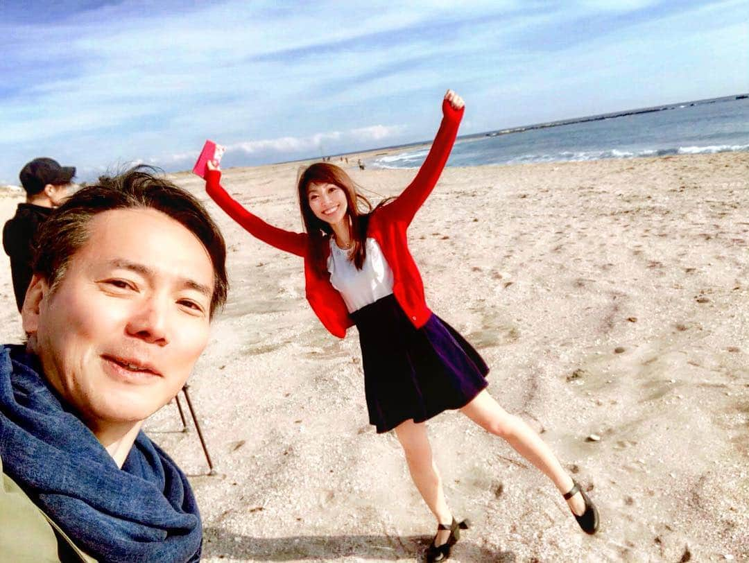 織田千穂さんのインスタグラム写真 - (織田千穂Instagram)「海だ海だ海だぁあああああああああああ‼️ 波音日和前の海岸散歩🏖👙 早く夏になって欲し〜い🍉🌴✨ * 泳げないし日焼けはしたくないけど 今年は海🏖🐠☀️で のんびーりする機会をいっぱい作りたい💗 ✼••┈┈┈┈┈┈┈┈┈┈┈┈┈┈┈┈••✼ #波音日和 #外房カフェ#海カフェ#千葉カフェ#cafestagram #cafelover #chibacafe #instacafe #Mercedesbenz #yanasetokyo #aclass #yanasetv #海 #sea #ビーチ #beach #ocean #砂浜 #blue #南房総 #千葉 #館山 #海きれい #tateyama #自然 #館山海 #海綺麗 #trip #sky #空 ✼••┈┈┈┈┈┈┈┈┈┈┈┈┈┈┈┈••✼」3月21日 21時25分 - chihoda