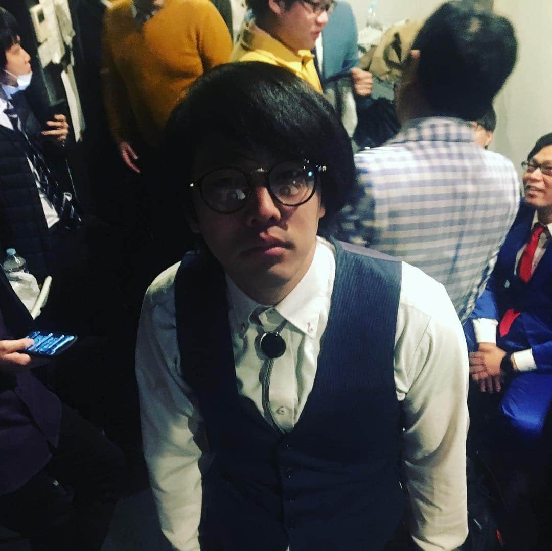 のインスタグラム：「4/15のブラットピーク新ネタ3本ライブのゲスト。  #新アリゲーター #ブラットピーク #コル #ひつじねいり #中野440 #新ネタライブ #俺は184cm」
