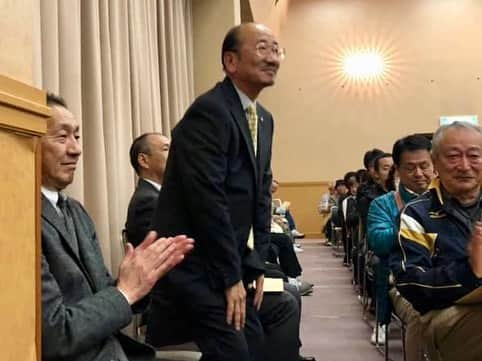 足立康史さんのインスタグラム写真 - (足立康史Instagram)「‪今夜は、地元の池田市アゼリアホールに【吉村洋文】府知事候補をお迎えし演説会を開催、三百名近く会場満席の皆様にお越しいただきました。有難うございました！ツイッターを見てお越し下さった方も５０人近くおられて感謝です。皆様のご期待にお応えできるよう統一選を戦い抜いてまいりますので、ご支援をよろしくお願い申し上げます！」3月21日 22時00分 - adachiyasushi