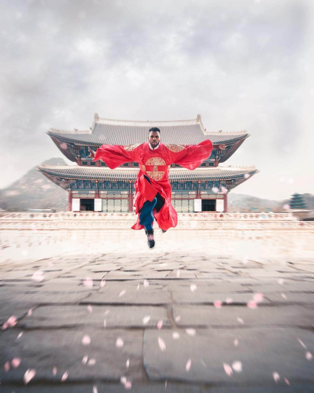 ジェイソン・デルーロさんのインスタグラム写真 - (ジェイソン・デルーロInstagram)「Coming back to the states like.... 확실히 한국은 내가 좋아하는 장소 중 하나라고 생각합니다 What’s this movie called?」3月21日 22時06分 - jasonderulo