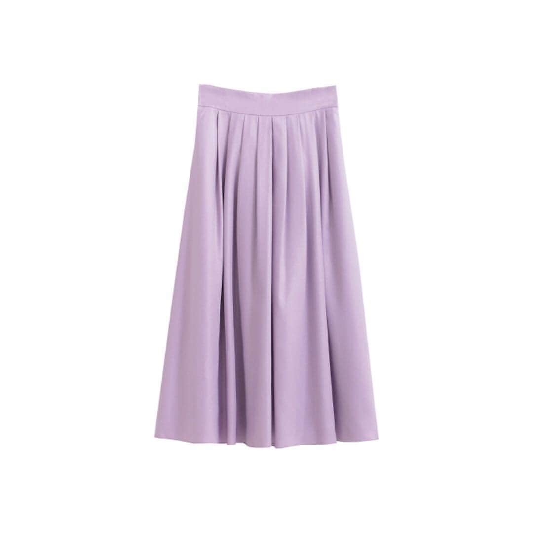 PerlePecheさんのインスタグラム写真 - (PerlePecheInstagram)「カラフルな色を 満喫できる季節にぴったりなスカート この春もラベンダーピンクが大人気 ・ skirt:12,000+tax no. 4095042209 in store now ・ 🛒tap to shop! ・ #perlepeche#ペルルペッシュ #styling#fashion#new #feminine#basic#casual #skirt#pink」3月21日 22時20分 - perlepeche_official
