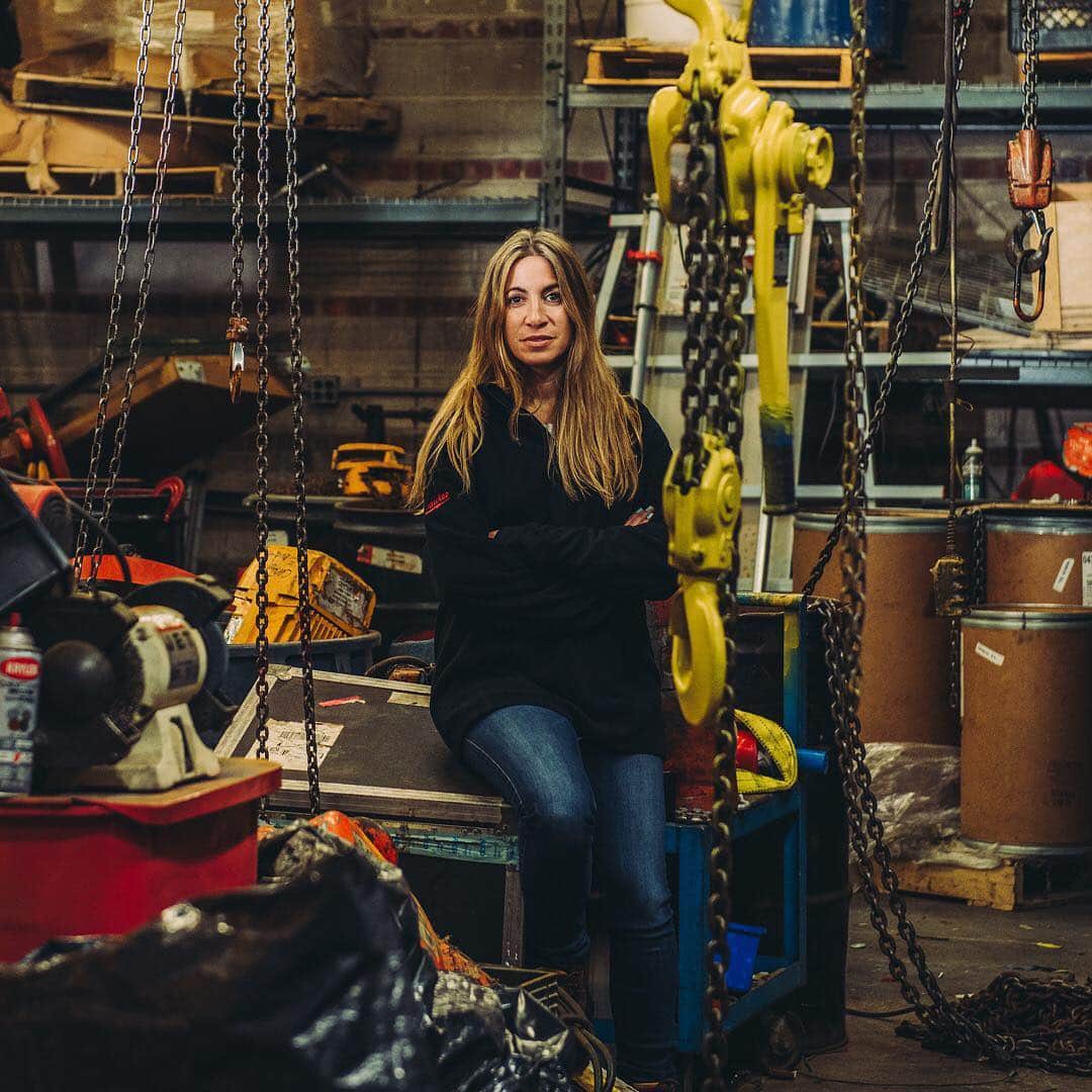 ニューヨーク・タイムズさんのインスタグラム写真 - (ニューヨーク・タイムズInstagram)「In the male-dominated real estate universe, women sometimes discover that a hard hat is a hard hat to wear. On being a woman in the industry, Leslie Baltes, the president of Carter, Milchman & Frank, an industrial supplier, said: “I’ve made it my business to know what I’m doing. My male contemporaries in sales don’t feel the obligation to know as much because they’re not going to be tested as much.” Women in the business describe being locked out of deals, being condescended to and having to prove their skills. Joanne Kaufman interviewed 7 women who have endured slights in workplaces dominated by men, but who thrived nonetheless and now run their own corners of the #realestate world. Visit the link in our profile to read their stories. @george_etheredge shot this photo of Leslie.」3月21日 22時26分 - nytimes