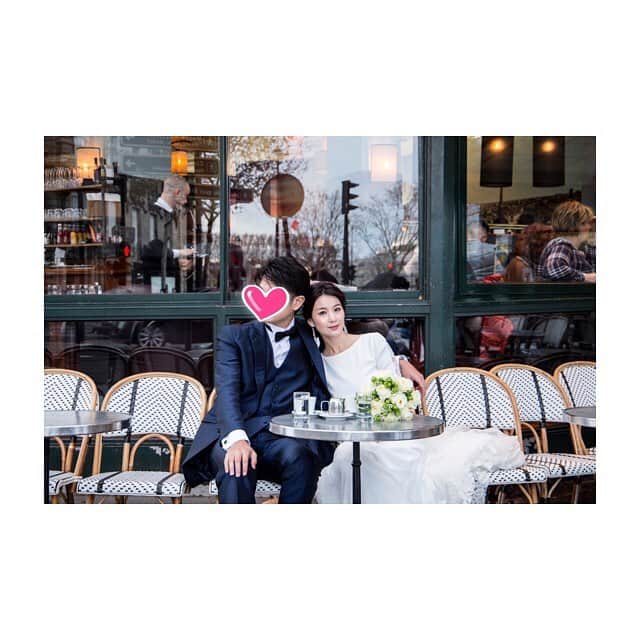 秋元玲奈さんのインスタグラム写真 - (秋元玲奈Instagram)「結婚記念日🥂🥰 #あっという間の2周年 #いつまでもこの時のままで #pariswedding  #20170321」3月21日 22時41分 - rena_akimoto