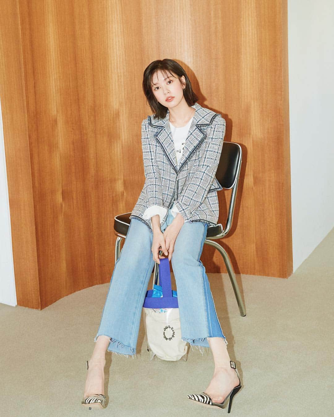 チョン・ソミンさんのインスタグラム写真 - (チョン・ソミンInstagram)「@a.t.corner x 쏨💙」3月21日 22時46分 - somin_jj