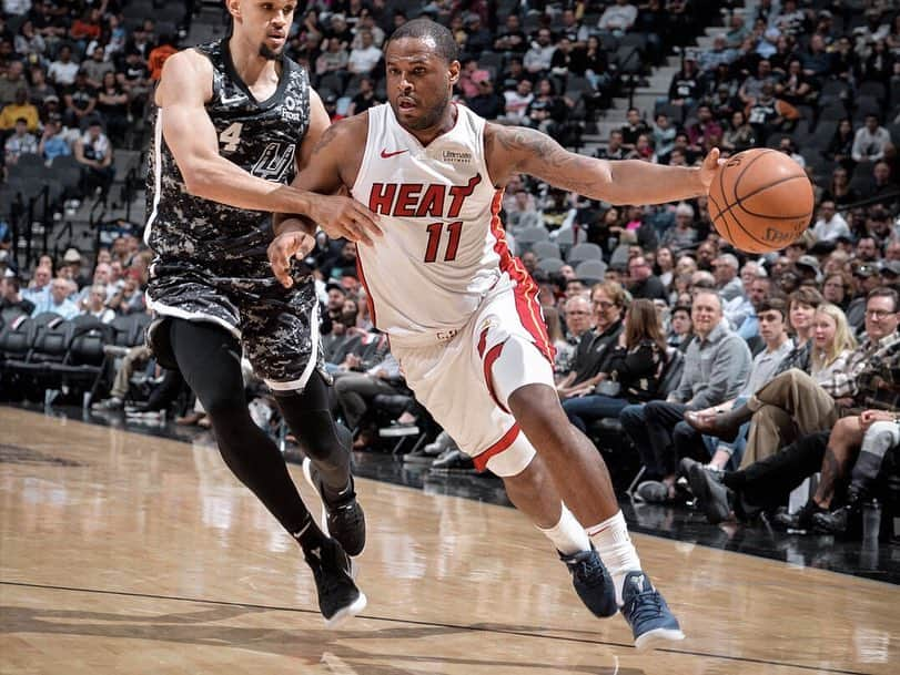 Miami HEATさんのインスタグラム写真 - (Miami HEATInstagram)「#SanAntonioSweep!  With Wednesday night's #HEATwin the squad completed the season sweep of the Spurs for only the 3rd time in franchise history (1996-97, 2012-13). Additionally, your Miami HEAT become the 1st NBA Eastern Conference team this season to complete the #SanAntonioSweep.」3月21日 23時00分 - miamiheat