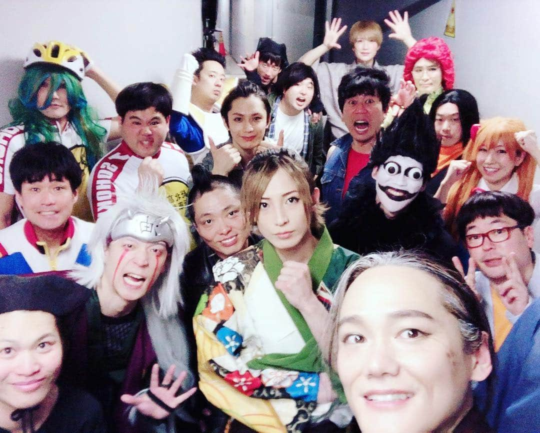 キャプテン★ザコさんのインスタグラム写真 - (キャプテン★ザコInstagram)「. . 劇団アニメ座ハイブリッド公演 初日終了！ 今日もヒャッハー言いながらアベシ！して最高の一日やね。 みんなで公演後の1枚だね。 . #アニメ  #アニメ好きな人と繋がりたい  #ドラゴンボール  #カイジ  #ガンダム  #deathnote  #エヴァンゲリオン #北斗の拳 #naruto  #野沢雅子 #芸人  #弱虫ペダル」3月21日 23時07分 - captainzako