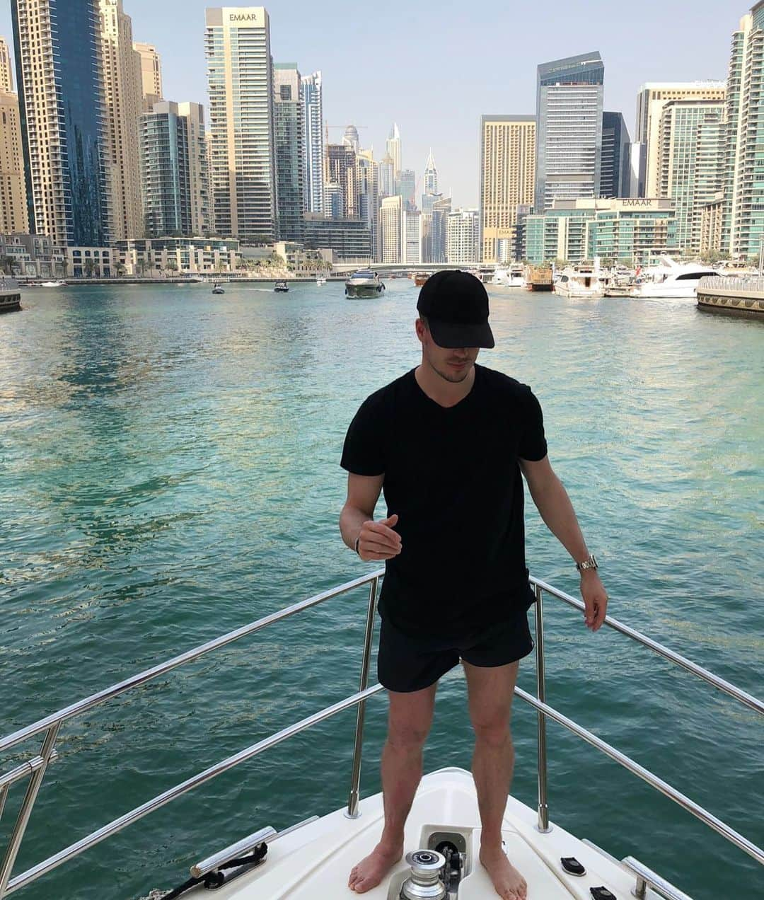 マルコ・ファン・ヒンケルさんのインスタグラム写真 - (マルコ・ファン・ヒンケルInstagram)「DUBAI 🌊」3月21日 23時17分 - marcovanginkel