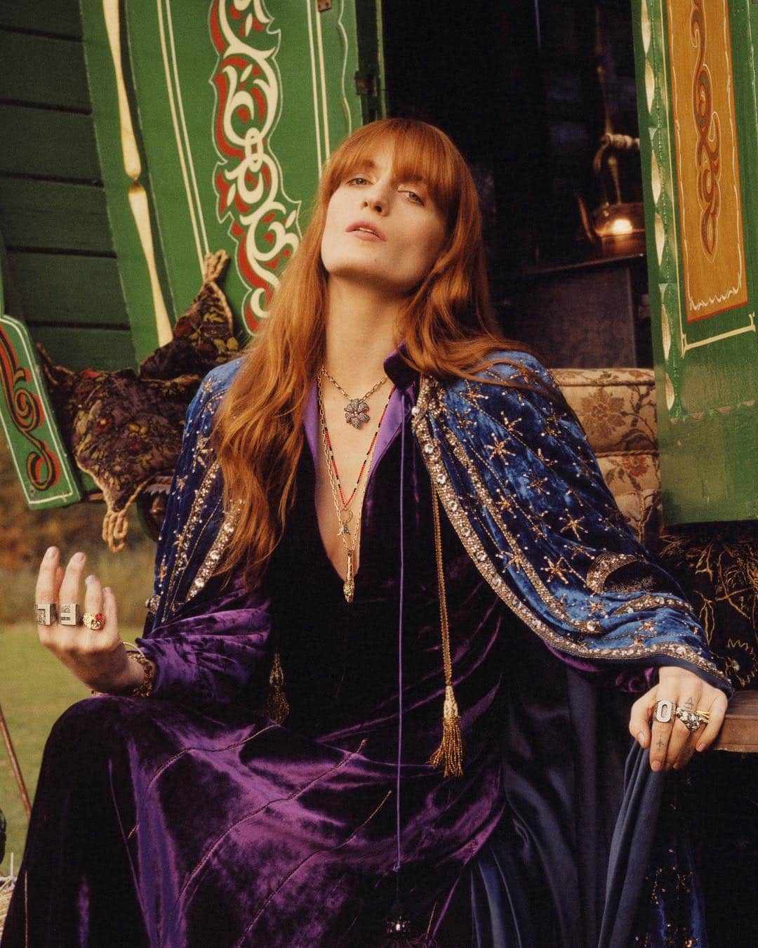 British Vogueさんのインスタグラム写真 - (British VogueInstagram)「#FlorenceWelch is adored for her distinct bohemian wardrobe almost as much as she is for her music. Is it any wonder, then, that @Gucci has captured her original spirit and sartorial offerings in #AlessandroMichele's latest jewellery campaign. Click the link in bio to see the collection in full. #GucciJewelry」3月21日 23時16分 - britishvogue