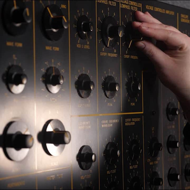 Red Bull Music Academyのインスタグラム：「Can you guess which hit record from 1999, built around the Korg MS-20, we will highlight in our Key 1999 Tracks series tomorrow? #ms20 #1999」