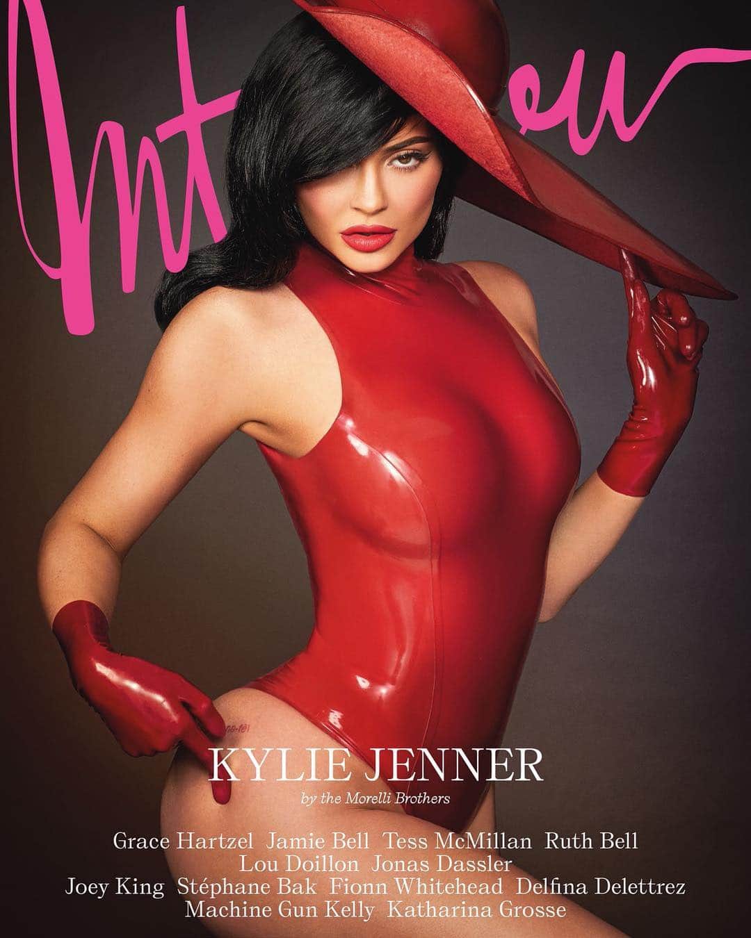 Just Jaredさんのインスタグラム写真 - (Just JaredInstagram)「@kyliejenner is on the cover of @interview_de! She talks all about the possibility of having more kids, that self-made label, and more. Check it out on JustJared.com.  #KylieJenner Photo: @morellibrothers」3月21日 23時37分 - justjared