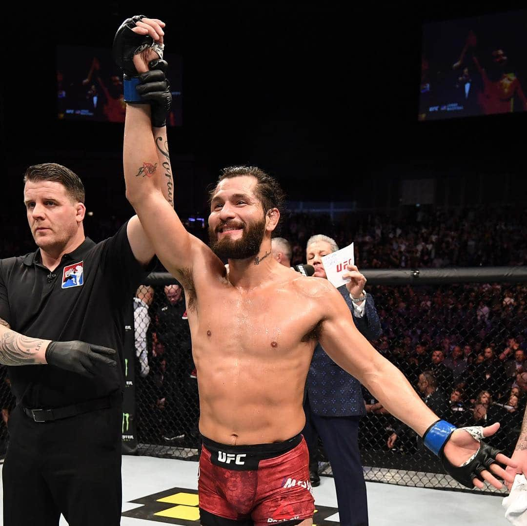 UFCさんのインスタグラム写真 - (UFCInstagram)「BIG CHANGES! @GamebredFighter moves to No. 5️⃣ in the welterweight rankings after #UFCLondon.」3月21日 23時46分 - ufc