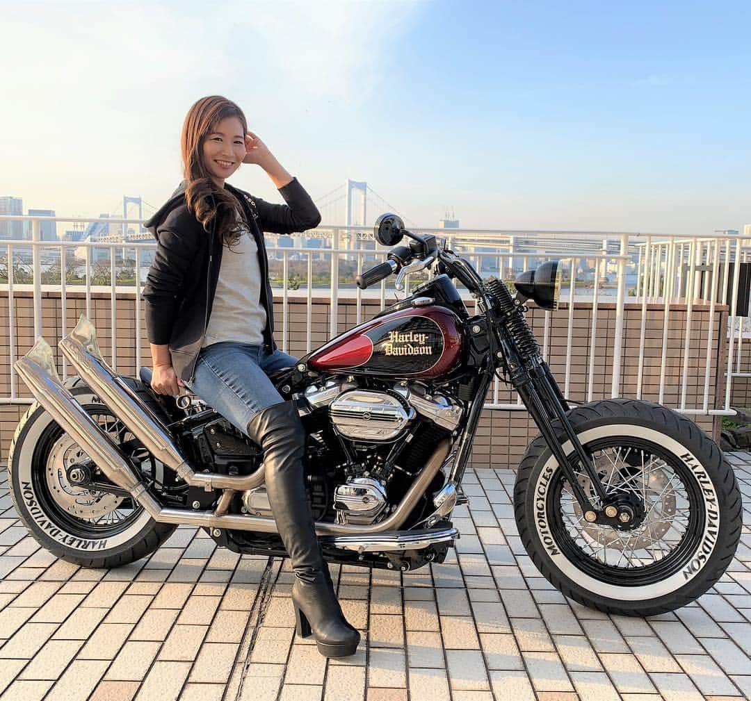 Harley-Davidson Japanさんのインスタグラム写真 - (Harley-Davidson JapanInstagram)「やっぱり静岡はいい。#ハーレー #harley #ハーレーダビッドソン #harleydavidson #バイク #bike #オートバイ #motorcycle #ソフテイル #softail #カスタム #custom #バトルオブザキングス #botk #コンテスト #contests #勝者 #winner #queen #ハーレーダビッドソン静岡 #hdshizuoka #静岡コラボ #でもお台場 #2019 #自由 #freedom」3月22日 0時25分 - harleydavidsonjapan