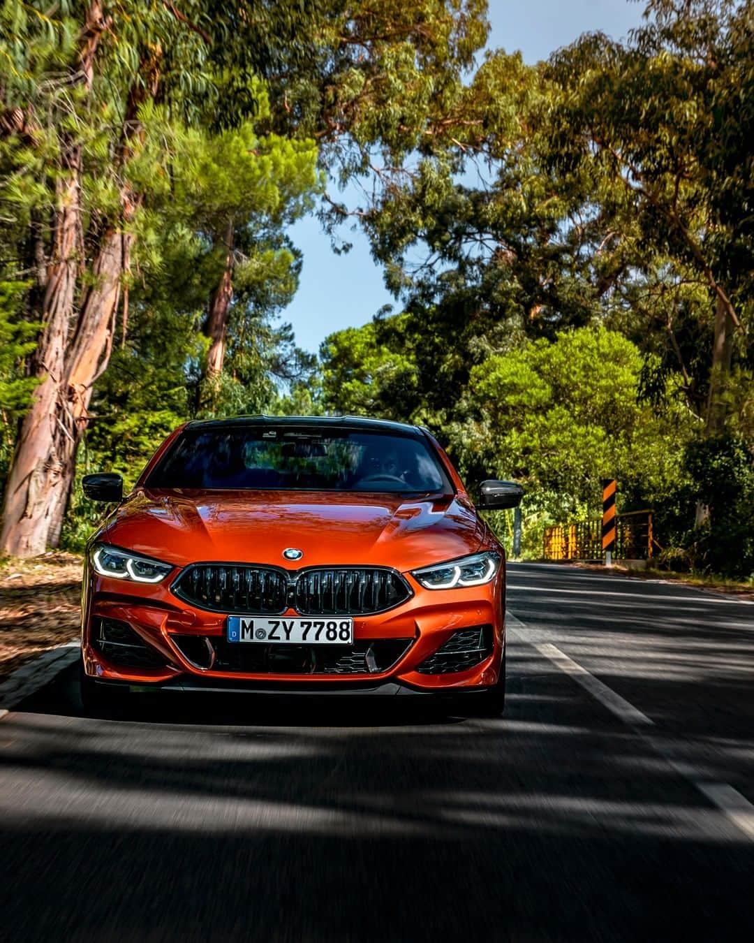 のインスタグラム：「A constant desire to be on the road. THE 8. #THE8 #BMW #8Series #Coupé. __ BMW M850i xDrive Coupé: Fuel consumption in l/100 km (combined): 9.8 - 9.7. CO2 emissions in g/km (combined): 224 - 224, exhaust standard: EU6d-TEMP. The values of fuel consumptions, CO2 emissions and energy consumptions shown were determined according to the European Regulation (EC) 715/2007 in the version applicable at the time of type approval. The figures refer to a vehicle with basic configuration in Germany and the range shown considers optional equipment and the different size of wheels and tires available on the selected model. The values of the vehicles are already based on the new WLTP regulation and are translated back into NEDC-equivalent values in order to ensure the comparison between the vehicles. [With respect to these vehicles, for vehicle related taxes or other duties based (at least inter alia) on CO2-emissions the CO2 values may differ to the values stated here.] The CO2 efficiency specifications are determined according to Directive 1999/94/EC and the European Regulation in its current version applicable. The values shown are based on the fuel consumption, CO2 values and energy consumptions according to the NEDC cycle for the classification. For further information about the official fuel consumption and the specific CO2 emission of new passenger cars can be taken out of the „handbook of fuel consumption, the CO2 emission and power consumption of new passenger cars“, which is available at all selling points and at https://www.dat.de/angebote/verlagsprodukte/leitfaden-kraftstoffverbrauch.html.」