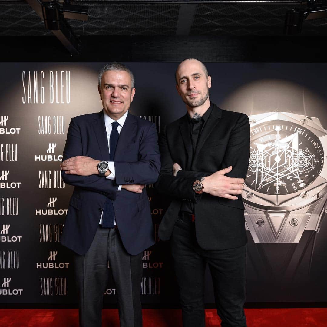 のインスタグラム：「Introducing the new #BigBangSangBleu at #Baselwolrd2019 with world famous tattoo artist #MaximeBuchi @mxmttt from @SangBleu. @ricardoguadalupe #Tattoo #HublotBaselworld #Baselworld」