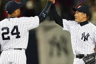 ロビンソン・カノさんのインスタグラム写真 - (ロビンソン・カノInstagram)「Ichiro, it was great to learn from a master of this game. It was an honor to don the same uniform as you on two different teams. Thank you for all of the advice and the laughs during our time together.hOF.  Ichiro, fue genial aprender de un maestro de este juego. Fue un honor ponerme el mismo uniforme que con dos equipos distintos. Gracias por todos los consejos y las risas durante nuestro tiempo juntos.」3月22日 1時20分 - robinsoncano