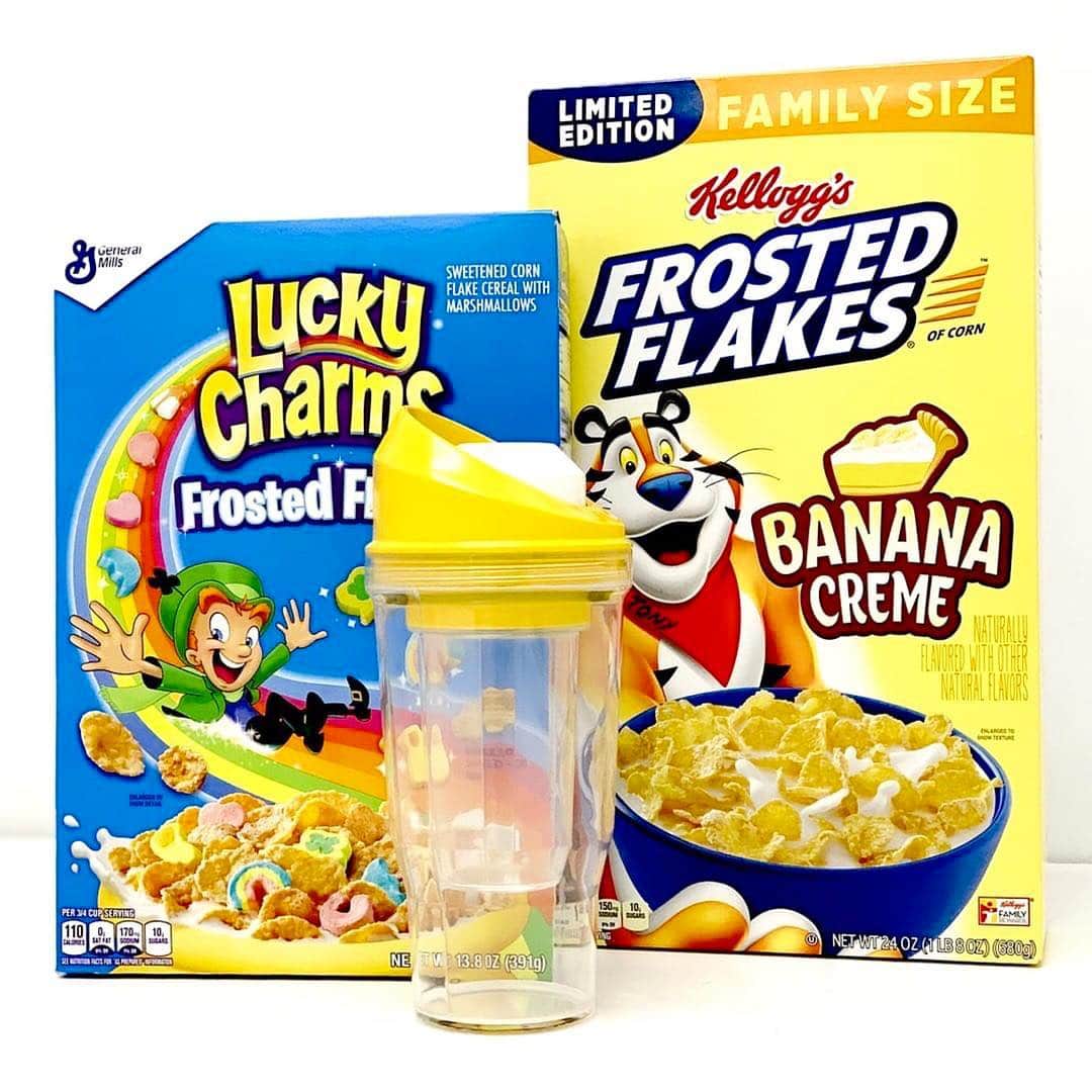 ファンクマスター・フレックスのインスタグラム：「Just keeping my eye on what’s going on! Lucky Charms/Frosted Flakes can’t be popping! But this Banana Creme might be GREAT! Pic via: @renee834111 @juganot Cereal Brunch gonna be crazy!!!!!!」