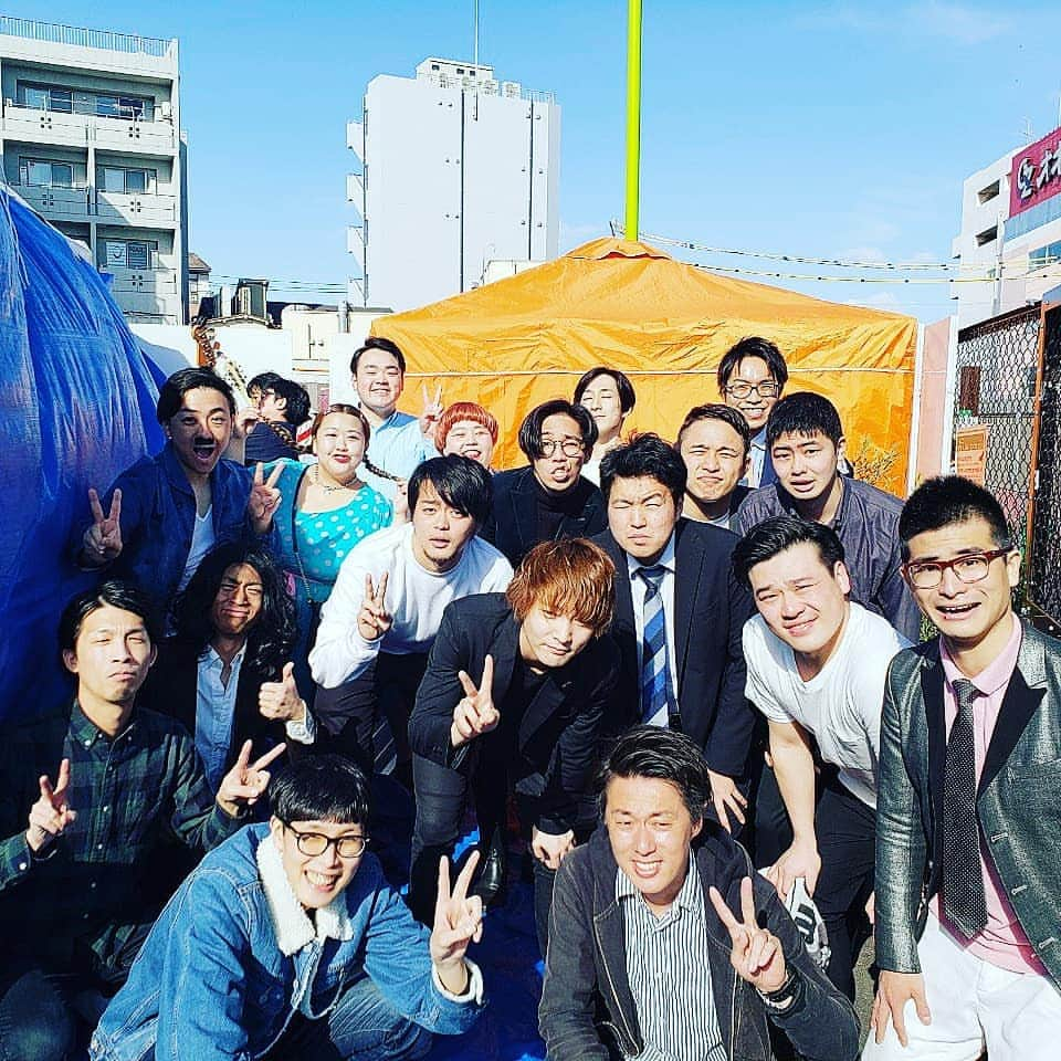 ミナコさんのインスタグラム写真 - (ミナコInstagram)「❤下北野外音楽フェス❤ 芸人達でカラオケ大会&ネタ 💙💙楽しかった～💙💙 #下北 #お祭り #野外フェス #カラオケ大会 #快晴 #さよなら大好きな人  #熱唱 #plusmodel #plusfashion #curvyfashion #curvywomen #curvy#棉花糖女孩#肉肉女 #plussize#ぽっちゃり#ぽちゃコーデ#ぽちゃかわ#激ぽちゃ#ミケポ#デブカワ#ぽっちゃり好きと繋がりたい#デブ女#巨尻#メイク#ぽっちゃりメイク#三つ編みアレンジ #ファッションコーデ」3月22日 1時45分 - mi7kooooo