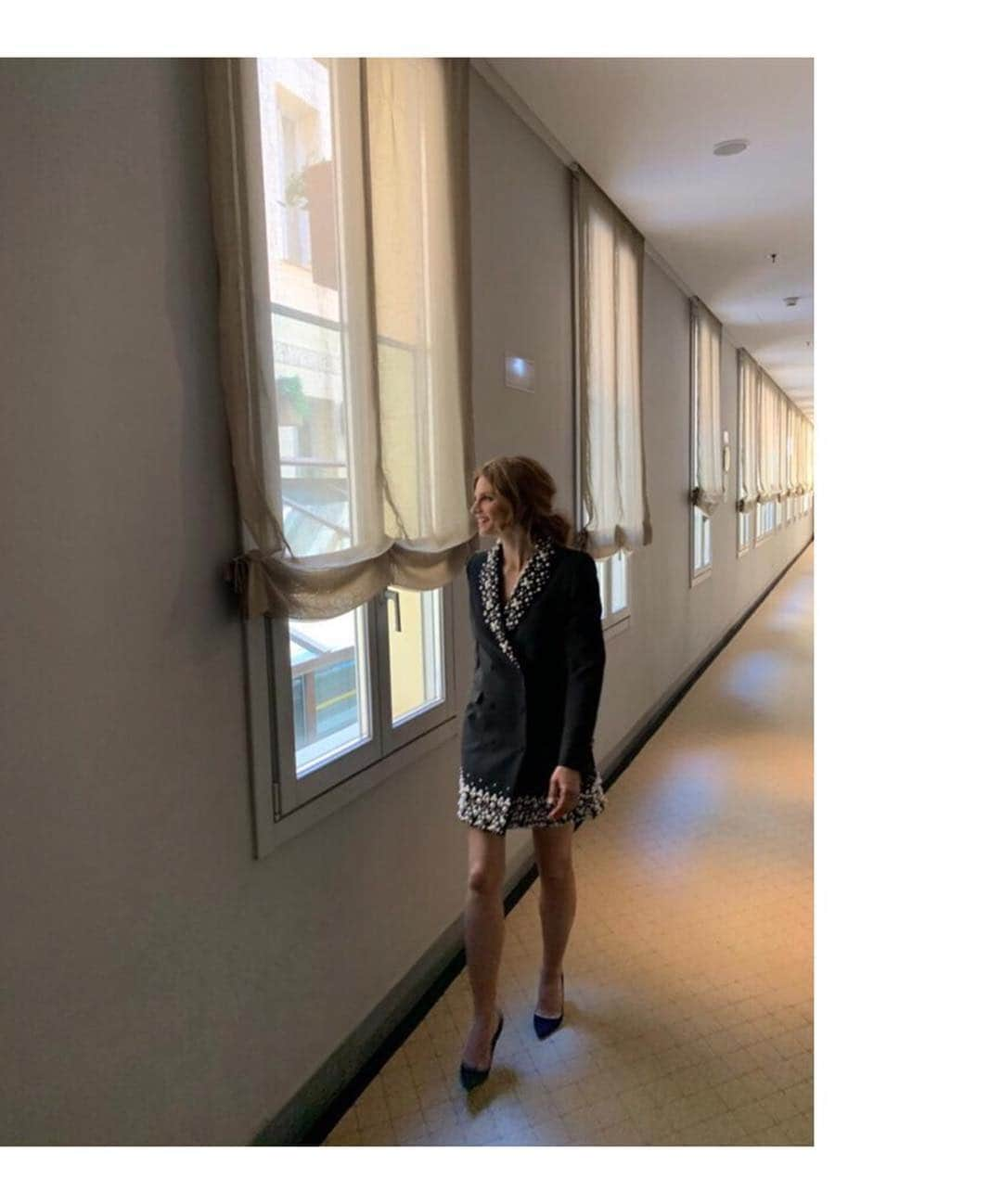 スタナ・カティックさんのインスタグラム写真 - (スタナ・カティックInstagram)「Steppin into Press Days like... #WomanOnAMission #Madrid #ABSENTIA」3月22日 11時34分 - drstanakatic