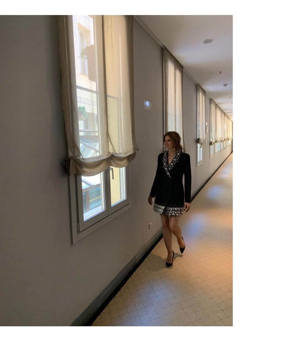 スタナ・カティックさんのインスタグラム写真 - (スタナ・カティックInstagram)「Steppin into Press Days like... #WomanOnAMission #Madrid #ABSENTIA」3月22日 11時34分 - drstanakatic