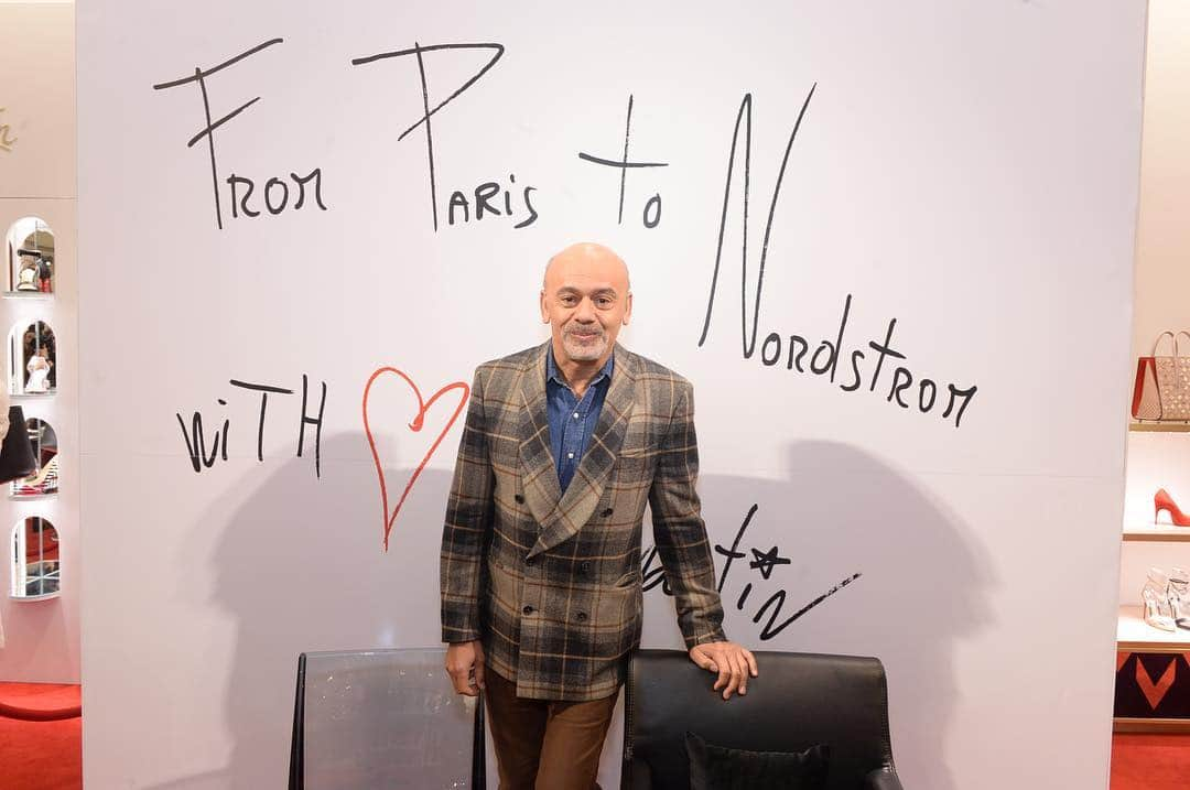 Nordstromさんのインスタグラム写真 - (NordstromInstagram)「From Paris to Nordstrom with ❤️. Thank you @louboutinworld for an amazing week & to our fabulous customers for helping us welcome this iconic designer to each of your cities! #nordstromtopanga #nordstromnashville #nordstromchi  #christianlouboutin」3月22日 11時35分 - nordstrom