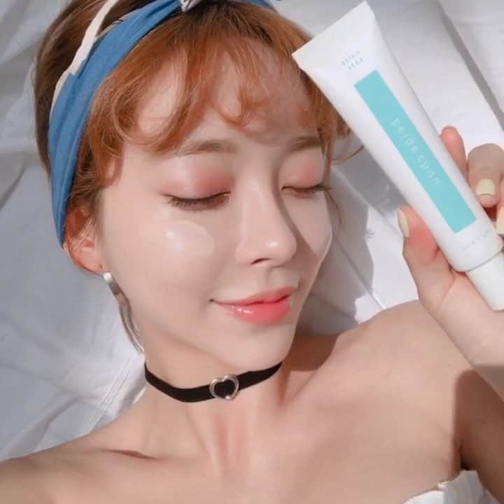 Chuuのインスタグラム：「생활 자외선차단제로는 이만한게 없죠!  하루종일 윤기나는 피부~✨✨ #chuuseoul @beige_chuu」