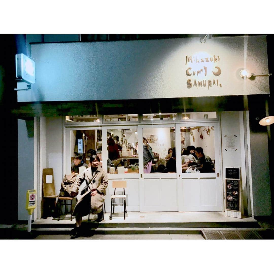 山下耀子さんのインスタグラム写真 - (山下耀子Instagram)「. . 何屋さんかな🤔 答えは次の投稿で。」3月22日 11時37分 - twinkleyesy