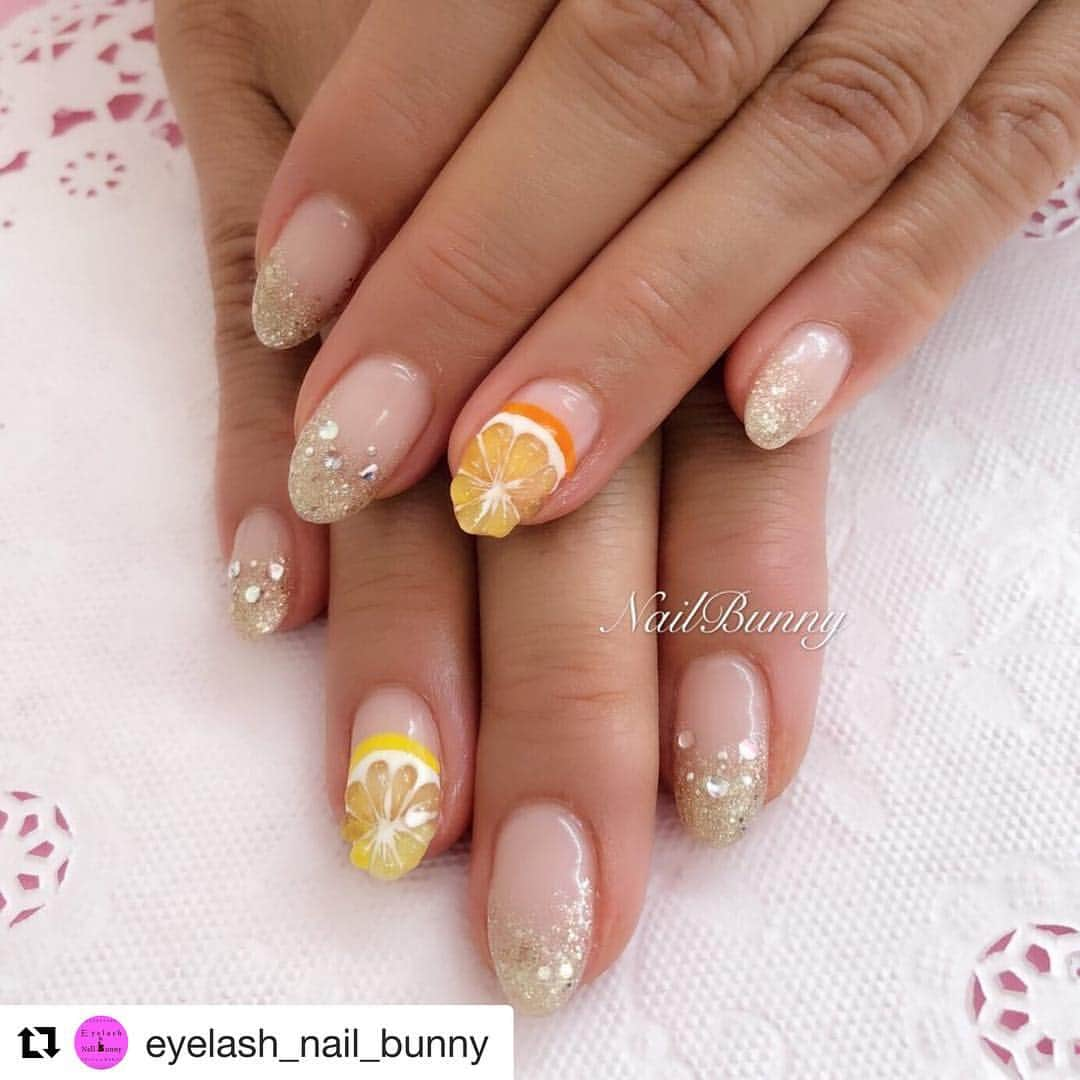 LUCU♡GELさんのインスタグラム写真 - (LUCU♡GELInstagram)「カラー紹介！ #yes01 レモン🍋色でさわやかです  #Repost @eyelash_nail_bunny with @get_repost ・・・ ♡LUCUGEL#YES01#ORS01 ♡ #フルーツネイル  #tokyo#nailbunny#五反田ネイル#五反田ネイルサロン#品川ネイルサロン#大崎ネイルサロン#愛月ネイル#大人ネイルサロン#lucugel#ルクジェル#ルクジェルインストラクター#ネイルバニー#nail#pink#Barbie#まつ毛カール#スカルプチュア @takigawa_hiroshi」3月22日 11時48分 - lucugel_nail