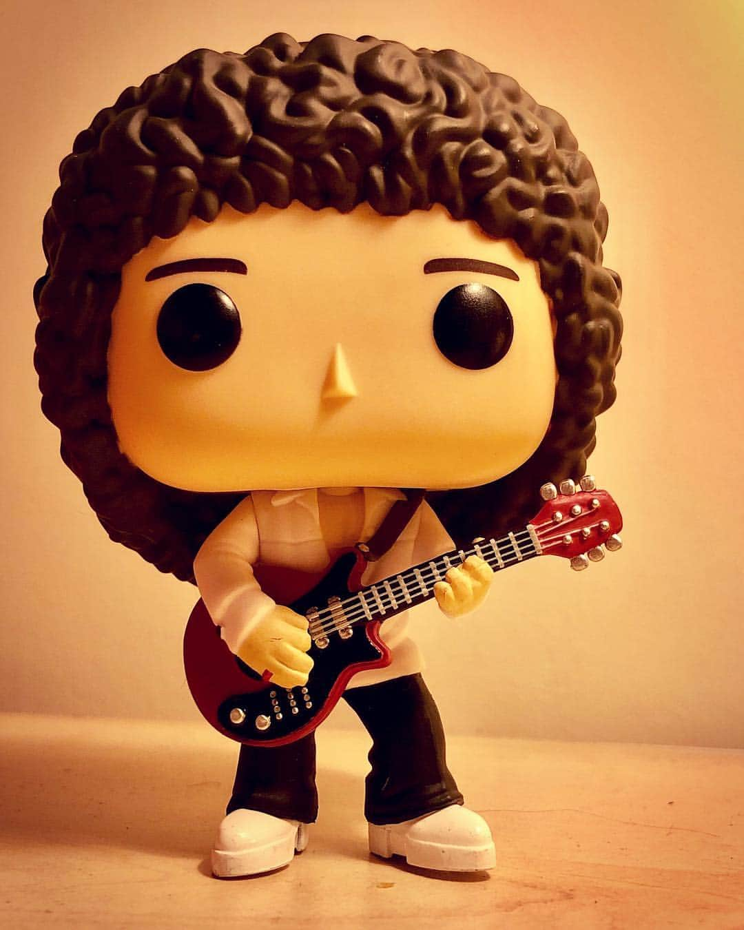 ブライアン・メイさんのインスタグラム写真 - (ブライアン・メイInstagram)「I want you to know that I regard this as the crowning moment of my career ! Thank you Funko ! Bri」3月22日 11時43分 - brianmayforreal