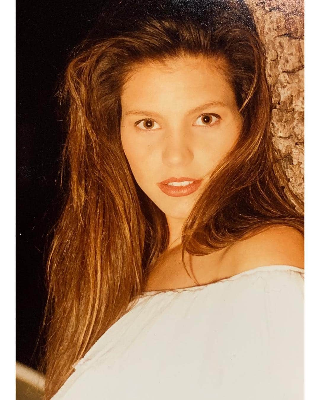 カリスマ・カーペンターさんのインスタグラム写真 - (カリスマ・カーペンターInstagram)「#tbt LA, the early years.  Just a hostess at Mirabelle restaurant on Sunset working my way up to waitress for the lunch shift.  PRE-everything.  1992/93?」3月22日 12時58分 - charismacarpenter