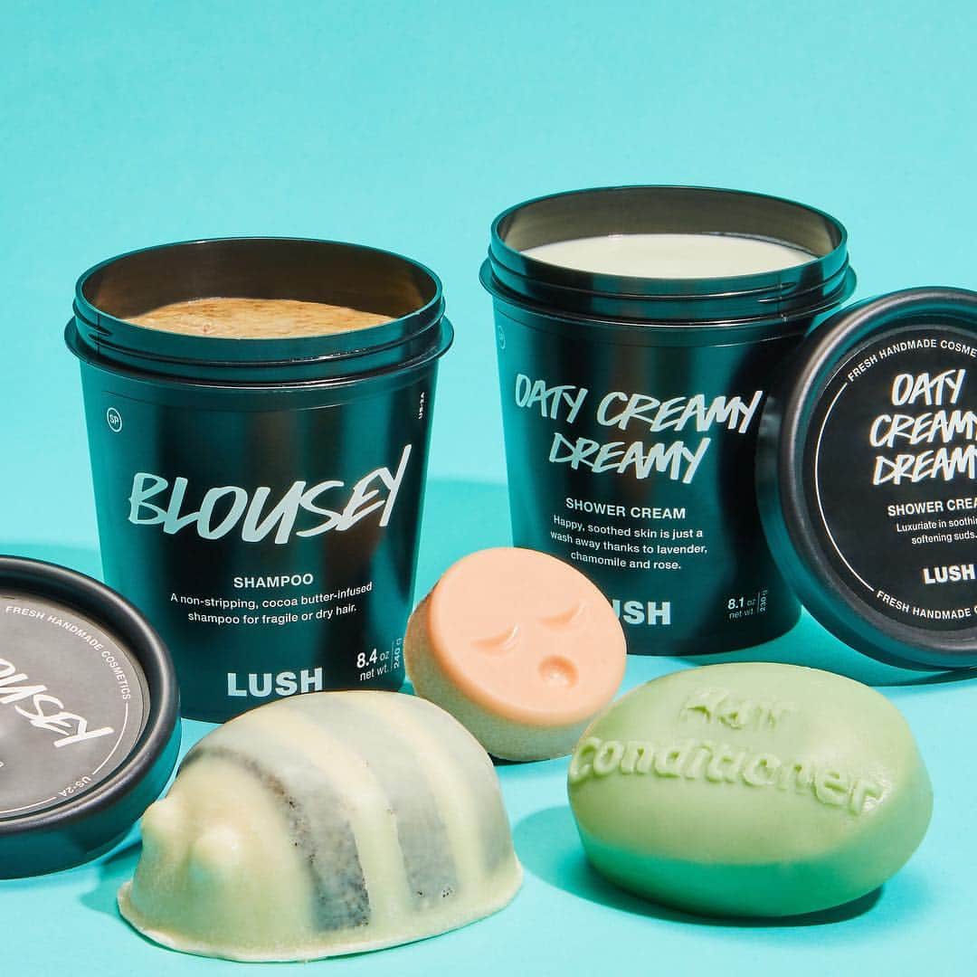LUSH Cosmeticsさんのインスタグラム写真 - (LUSH CosmeticsInstagram)「Drop a 💖 down below if you love cocoa butter! This rich, emollient ingredient is in so many of our products for its ability to add mounds of hydration to skin and hair. The best part, though, is how we source it! Link in bio to learn more. 💕✨」3月22日 4時10分 - lushcosmetics