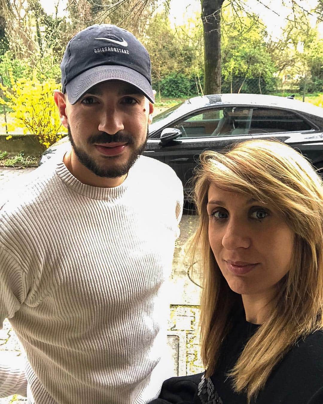 リッカルド・サポナーラのインスタグラム：「“dai frat facciamoci un selfie”」