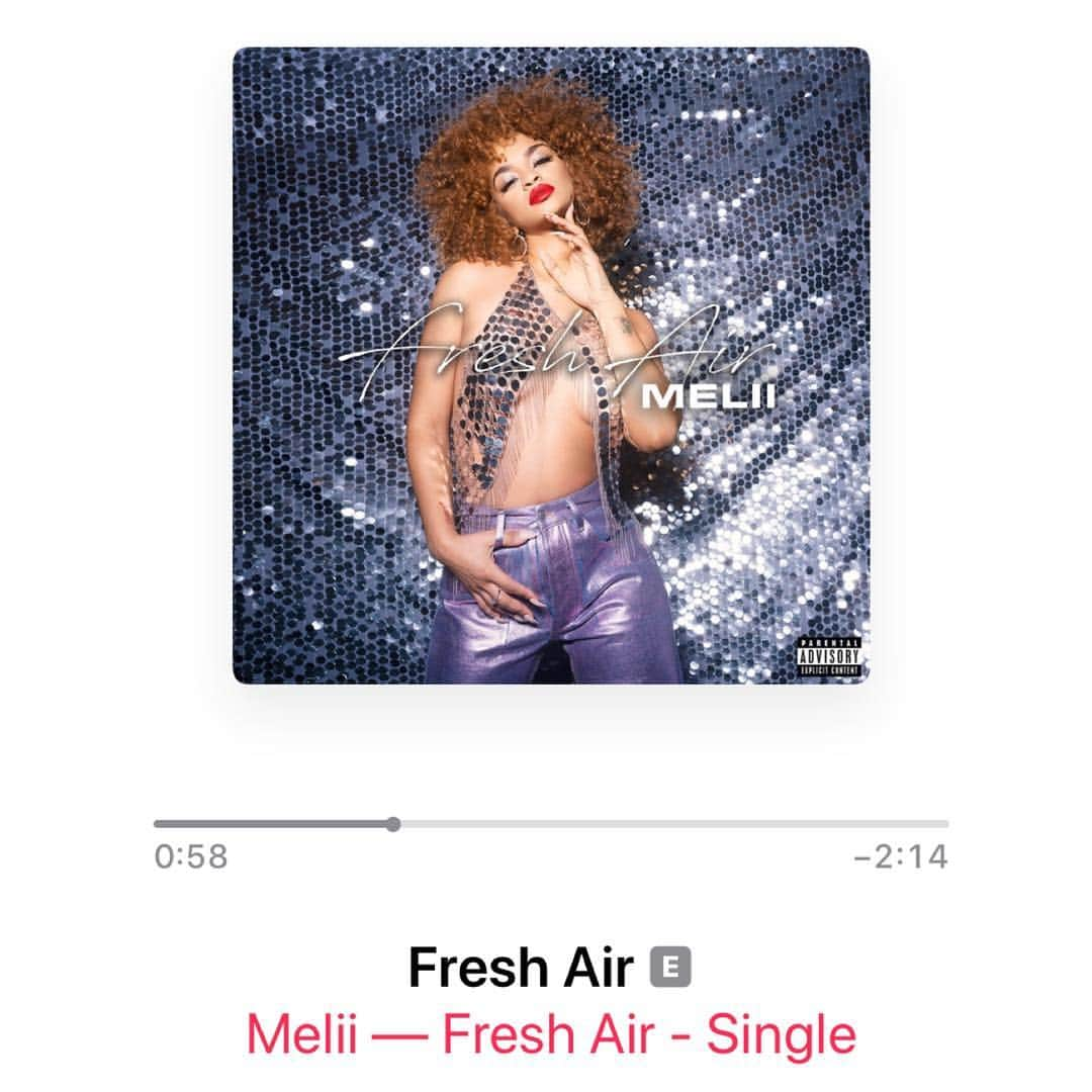 エブロ・ダーデンさんのインスタグラム写真 - (エブロ・ダーデンInstagram)「Yo!!! 🔥🔥🔥 .... from @melii ... Spanglish RnB!! Didn’t know the culture needed this, but we do!!! On @applemusic now!」3月22日 4時51分 - oldmanebro