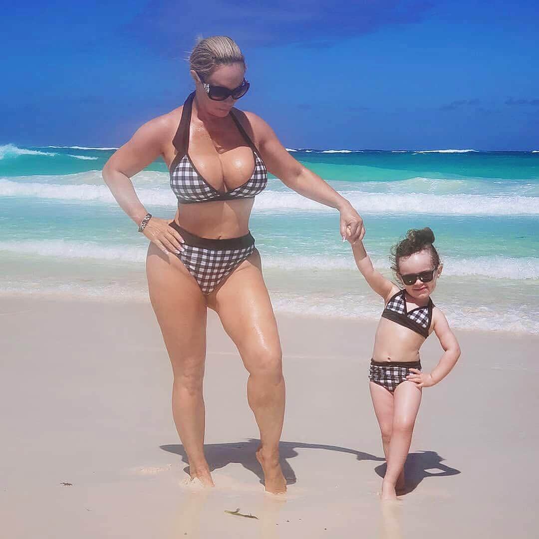 People Magazineさんのインスタグラム写真 - (People MagazineInstagram)「#IceT and #Coco's little girl Chanel is our springtime mood. 💁 |📷: Coco Austin/Instagram」3月22日 5時02分 - people