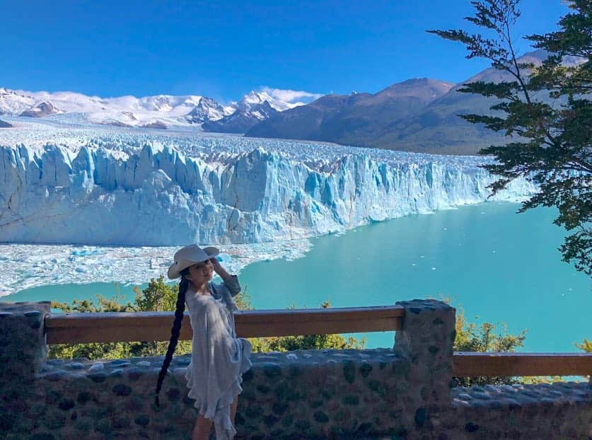 Laraさんのインスタグラム写真 - (LaraInstagram)「. Glaciar Perito Moreno #🇦🇷 . . 自然の芸術 ペリトモレノ氷河 崩落もたくさん見れたよ  #ロスグラシアス国立公園 #世界遺産 #アルゼンチン」3月22日 5時26分 - fa_la_lara