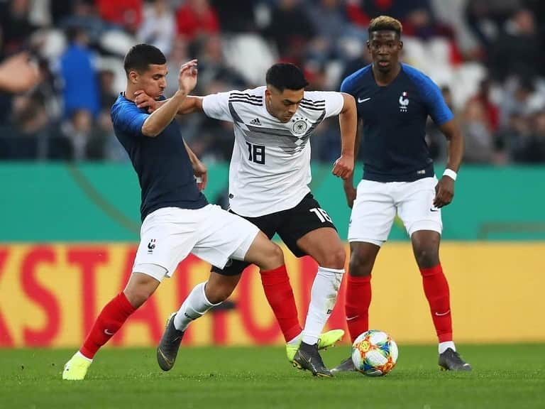 ナディアム・アミリさんのインスタグラム写真 - (ナディアム・アミリInstagram)「Geiles Spiel - leider nur 2:2 / What a terrific match, but we missed the win #GERFRA #NA18 ⚽🔥」3月22日 5時34分 - nadiemamiri18