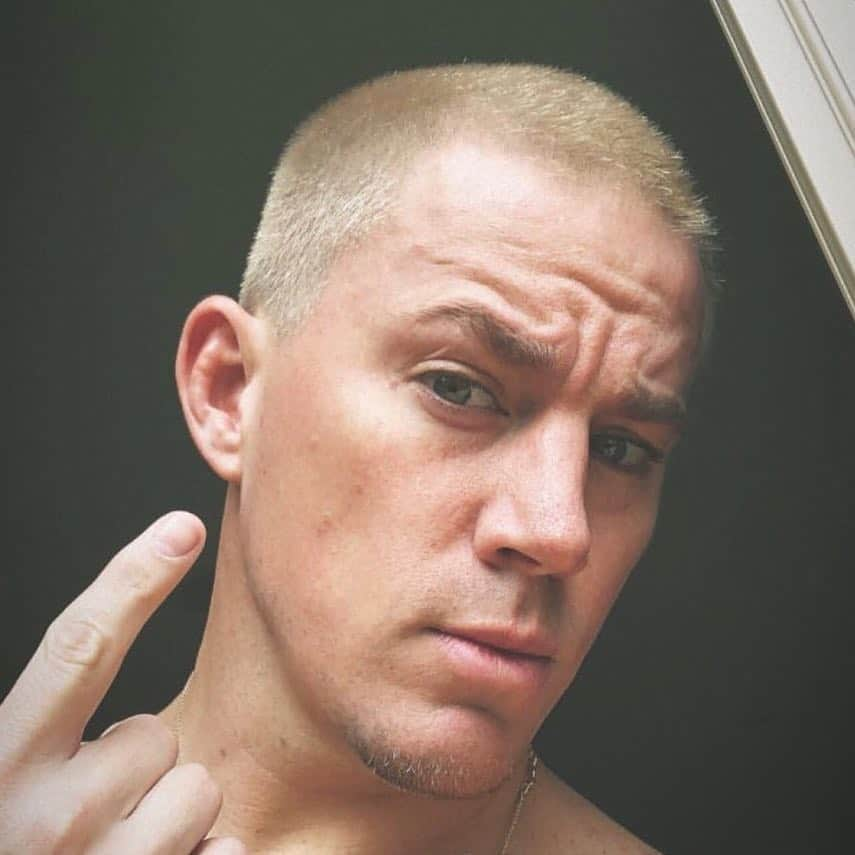 GQさんのインスタグラム写真 - (GQInstagram)「Channing Tatum revealed a brand new haircut on his IG: a bleached buzz. Tag a friend who needs this cut 💇‍♂️」3月22日 6時16分 - gq