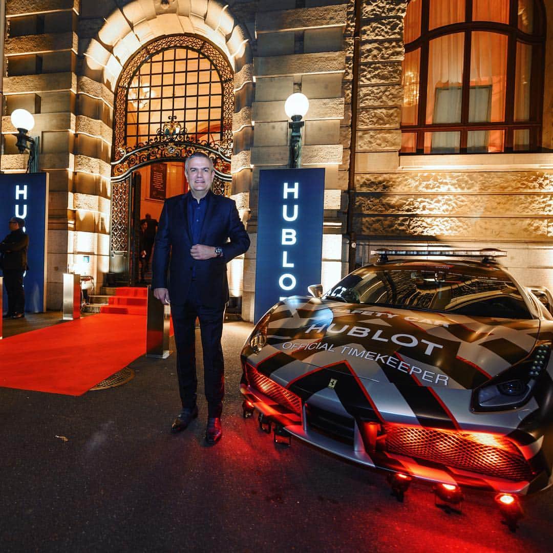 のインスタグラム：「@ricardoguadalupe, CEO of Hublot with the new #HublotFerrari #SafetyCar. Do you like it? Comment “🔥” below! #Ferrari #Hublot #Baselworld #HublotBaselworld」