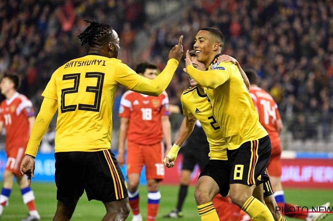 ユーリ・ティーレマンスさんのインスタグラム写真 - (ユーリ・ティーレマンスInstagram)「Proud of my first goal for the @belgianreddevils ! Great to start the campaign with a win. 😍🇧🇪」3月22日 7時23分 - youritielemans