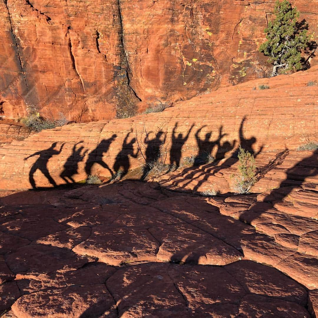 ギーザー・バトラーさんのインスタグラム写真 - (ギーザー・バトラーInstagram)「#shadows #snowcanyon #utah #hiking #adventure」3月22日 8時04分 - geezerbutler