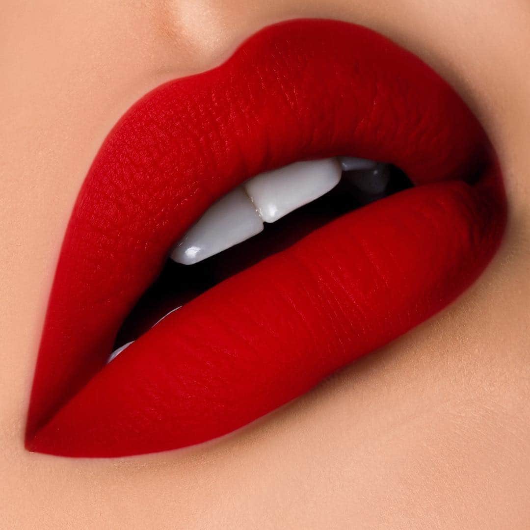 Too Facedさんのインスタグラム写真 - (Too FacedInstagram)「Code RED 🚨 Who is ready to get their hands on our NEW Peach Puff Matte Lip Color in shade Straight Fire?! 🙋‍♀️ Available NOW on toofaced.com @rebellebeautyx #tfpeachesandcream #toofaced」3月22日 8時13分 - toofaced