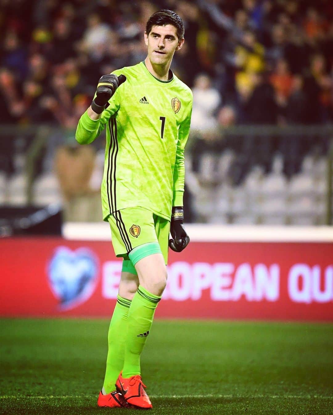 ティボ・クルトゥワのインスタグラム：「Always learning from a mistake, happy with the 3 points. Cyprus up next!  #teambelgium🇧🇪」